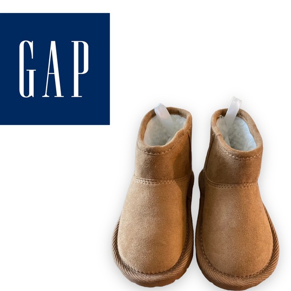 GAP Other - New gap unisex Sherpa boots